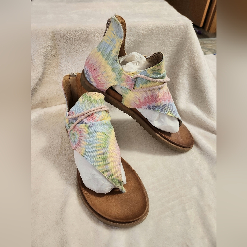 Pastel Tie Dye Very G Zip Sandal Size 8